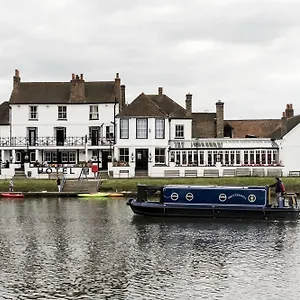 The Swan Zajazd